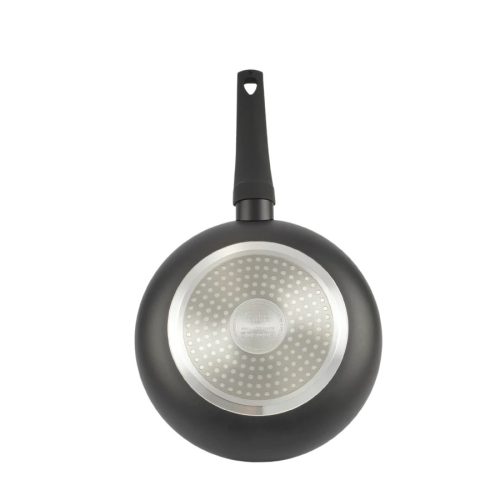 Serpenyő fekete 20 cm